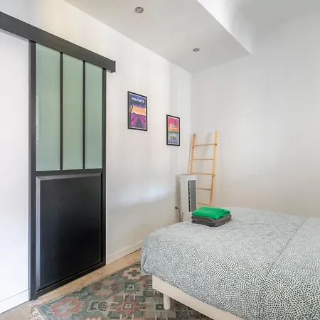 Appartement T2 A Deux Pas Du Cours Mirabeau à Aix-en-Provence Extérieur photo