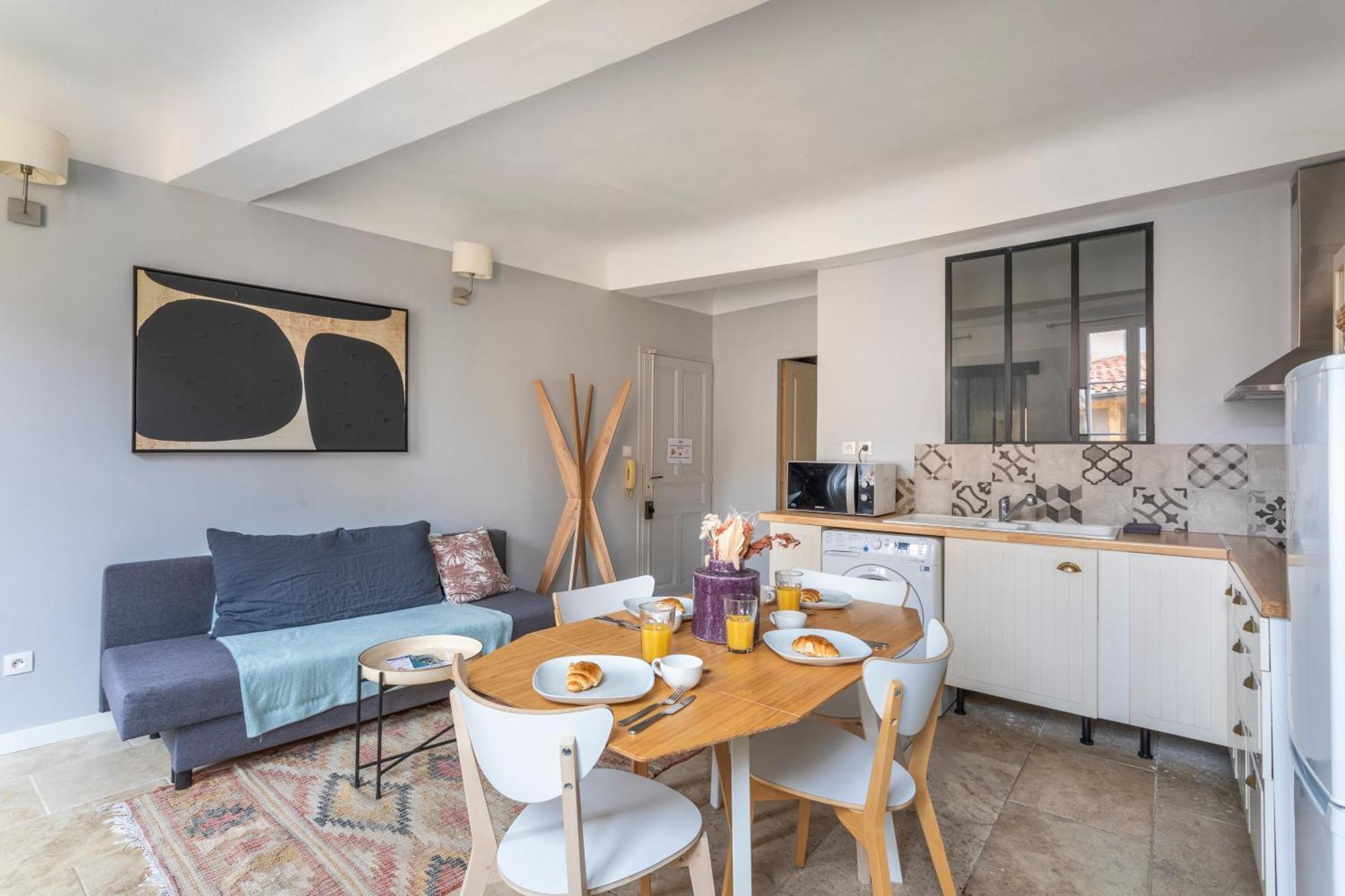 Apartment T2 A Deux Pas Du Cours Mirabeau Aix-en-Provence